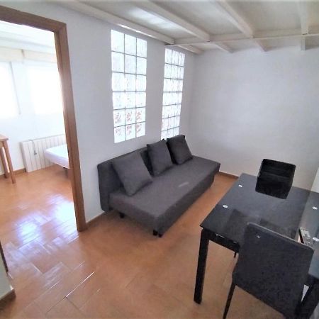 Puerta Del Sol - Plaza De Santa Ana Apartments Madrid Eksteriør billede