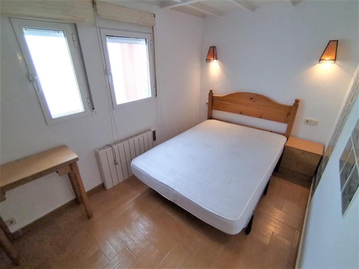 Puerta Del Sol - Plaza De Santa Ana Apartments Madrid Eksteriør billede